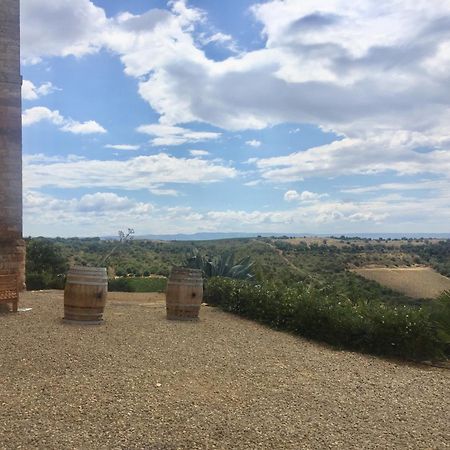 Wine Relais Feudi Del Pisciotto Villa Niscemi Oda fotoğraf